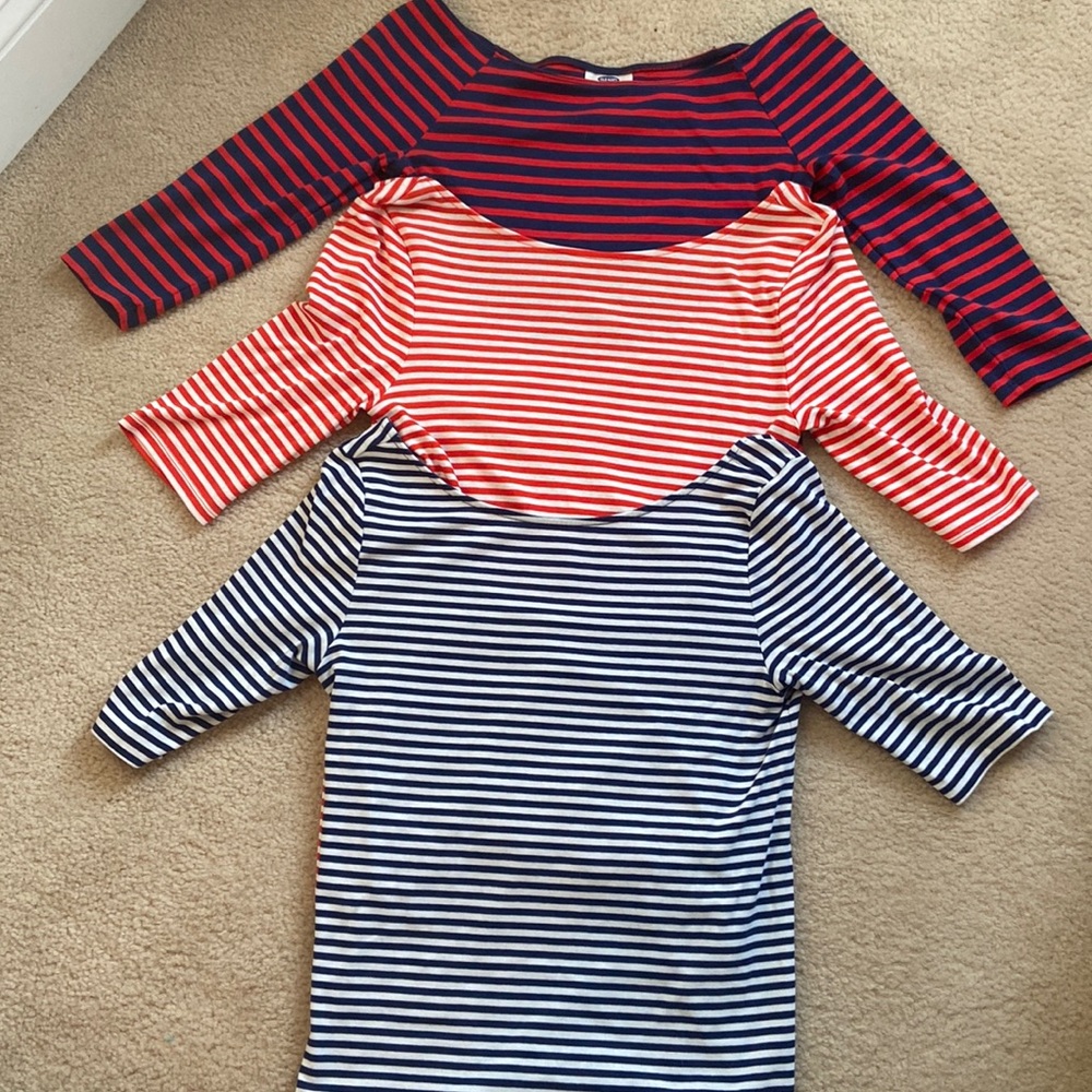 Old Navy elbow sleeve fitted tees